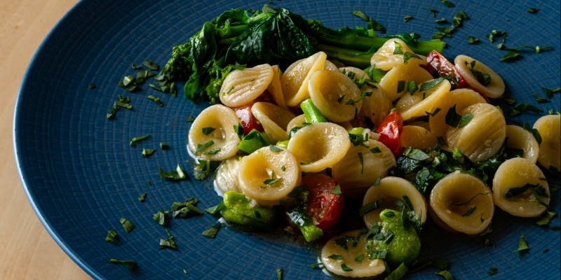 プリフィクスコース【選べるパスタとメイン料理】＋乾杯スパークリングワイン1杯無料