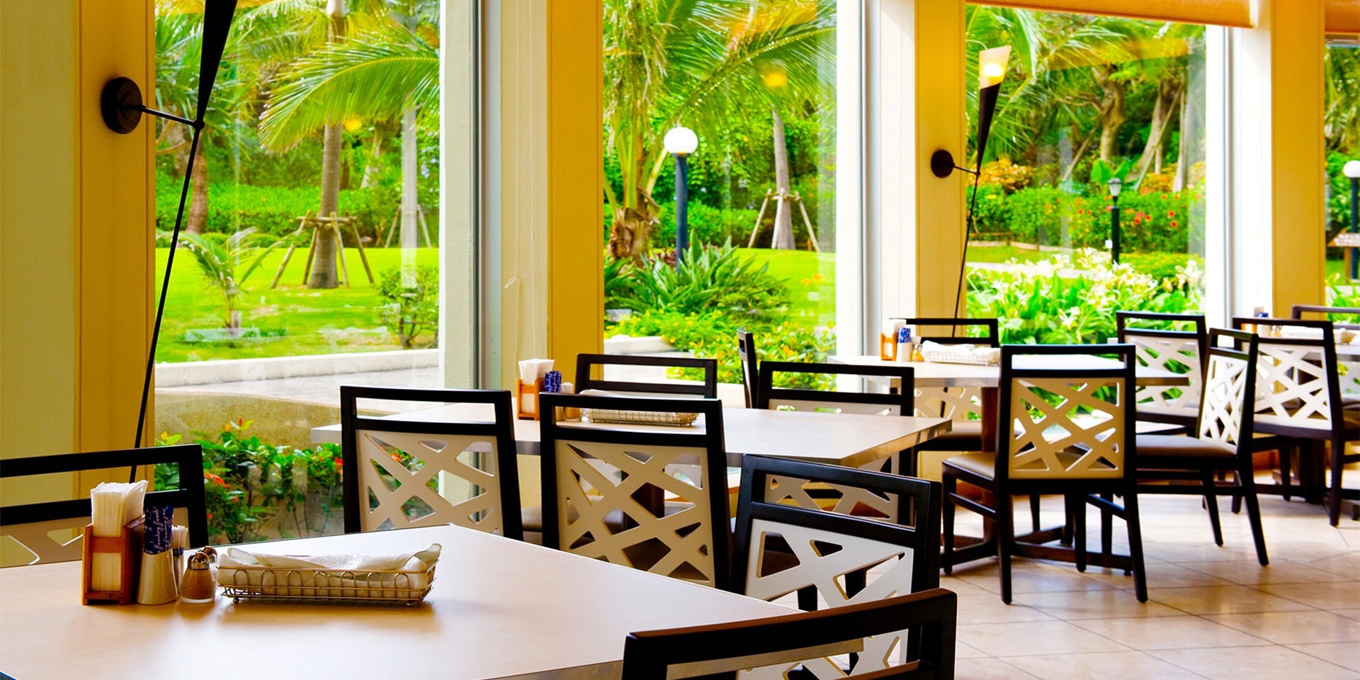 レストラン パセオガーデン／ラグナガーデンホテル