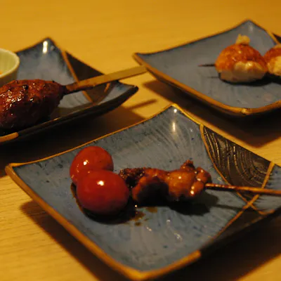 炭火で焼き上げる珠玉の焼鳥