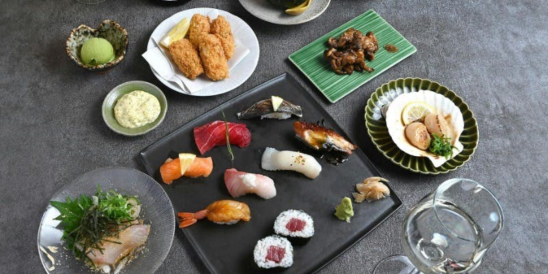 【カジュアルコース】定番寿司7貫・酒の肴。全14品＋選べるワンドリンク付き