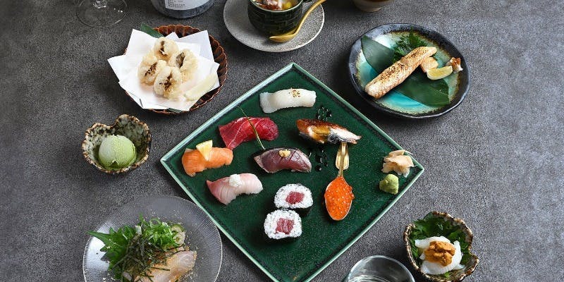 【満喫コース】本鮪付き寿司7貫・人気酒の肴。全14品＋選べるワンドリンク付き