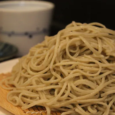 十割蕎麦と創作天麩羅で味わう、和と洋が交差する美食時間