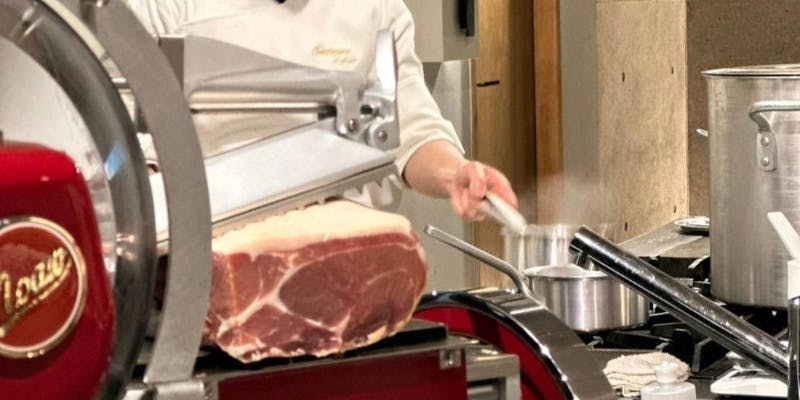 【年末特別】落ち着いた空間での飲み放題付き忘年会プラン！　 2名様取分けPrugna（プルーニャ）