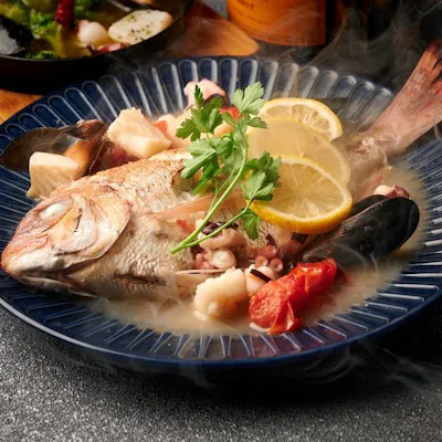 鮮魚と魚介の旨みが光る逸品