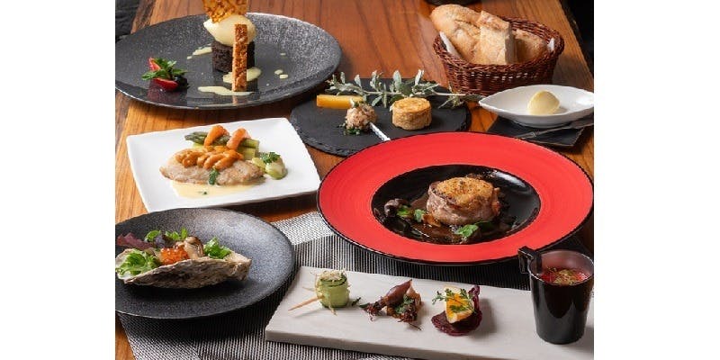 岩中豚のお料理がメイン、肉も魚も楽しめる！スペシャルコース