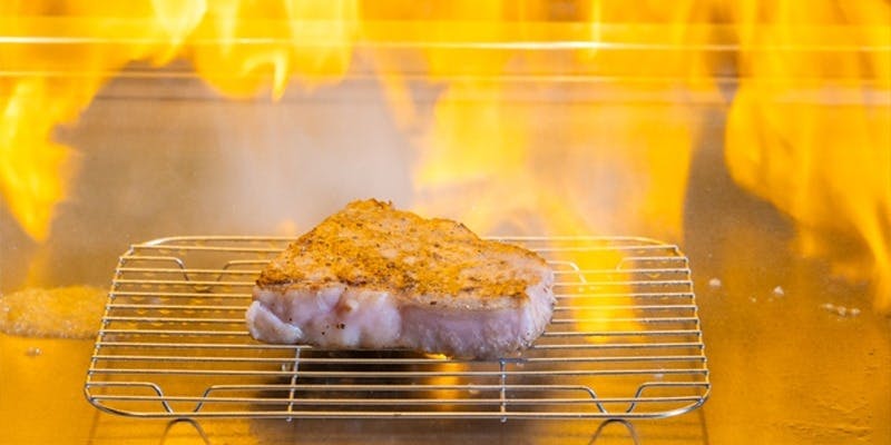 【A5等級 神戸牛厳選赤身ステーキ】スープ、サラダ、メインは厳選ステーキのBコース全5品（80g）