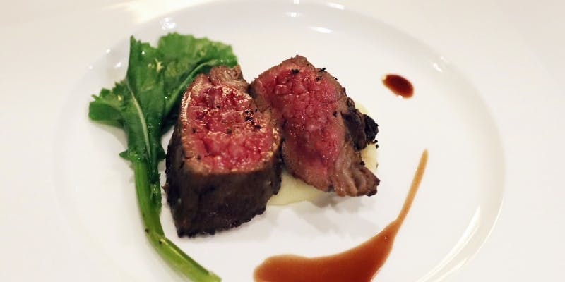 【Dinner】オマールエビのグリルや和牛のステーキを堪能する贅沢プラン