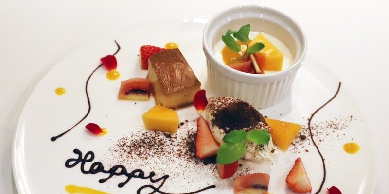 【Dinner】記念日コースAウェルカムドリンク＋メッセージ付きデザート＋お花