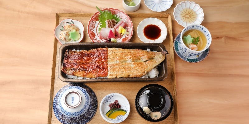 伏見稲荷限定！開運紅白一本　特別セット＋1ドリンク（個室確約）