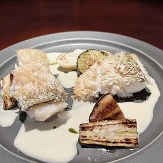 大人の隠れ家。カタチにとらわれないイタリアンが楽しめます。