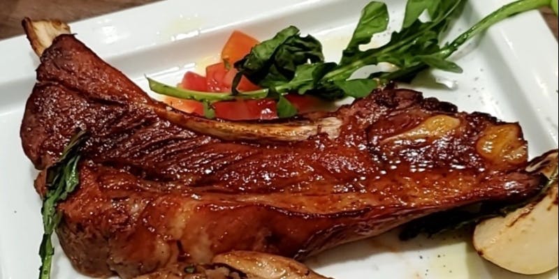 【マイクロこぶたコース】国産ブランド豚の松坂ポークのスペアリブが入ったお手頃コース