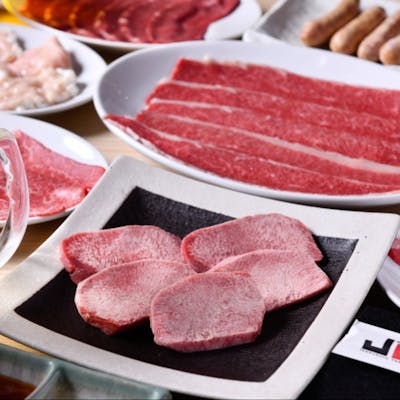 黒毛和牛を直卸!だから”低価格”で旨い 最上級肉の焼肉