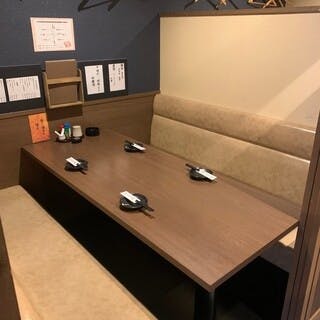 全席完全個室で少人数から団体まで対応可能