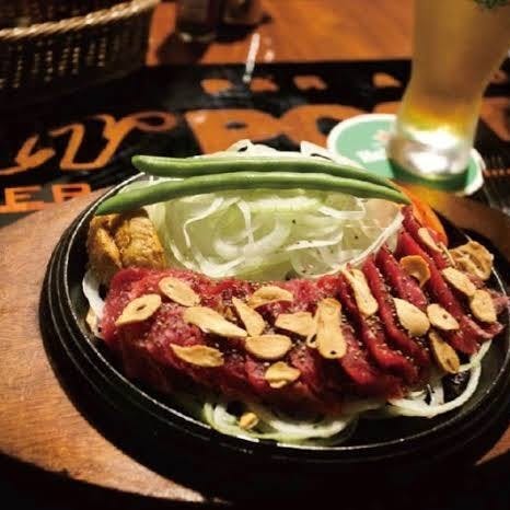 厳選されたステーキの美味しさ