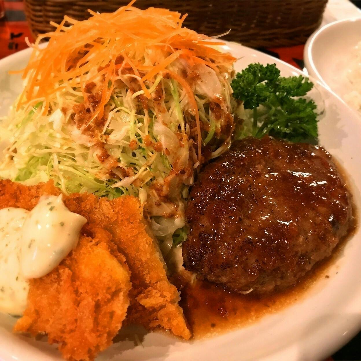 多彩なカフェメニューも充実