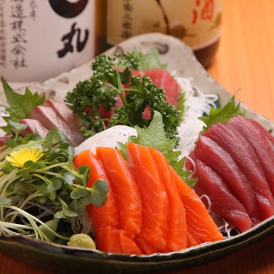 築地市場で仕入れた海の幸