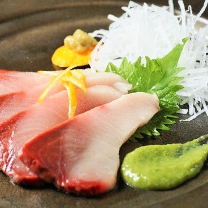 高知直送の新鮮な食材を使用