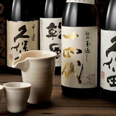 馬刺しも楽しめる豊富なメニュー
