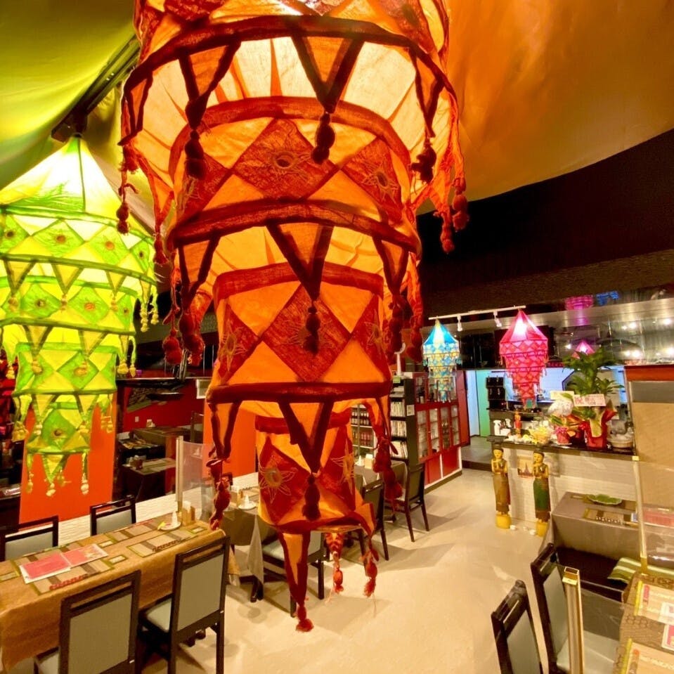 落ち着いた雰囲気の店内