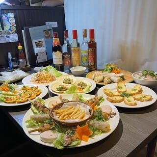 多彩な本格ベトナム料理を堪能