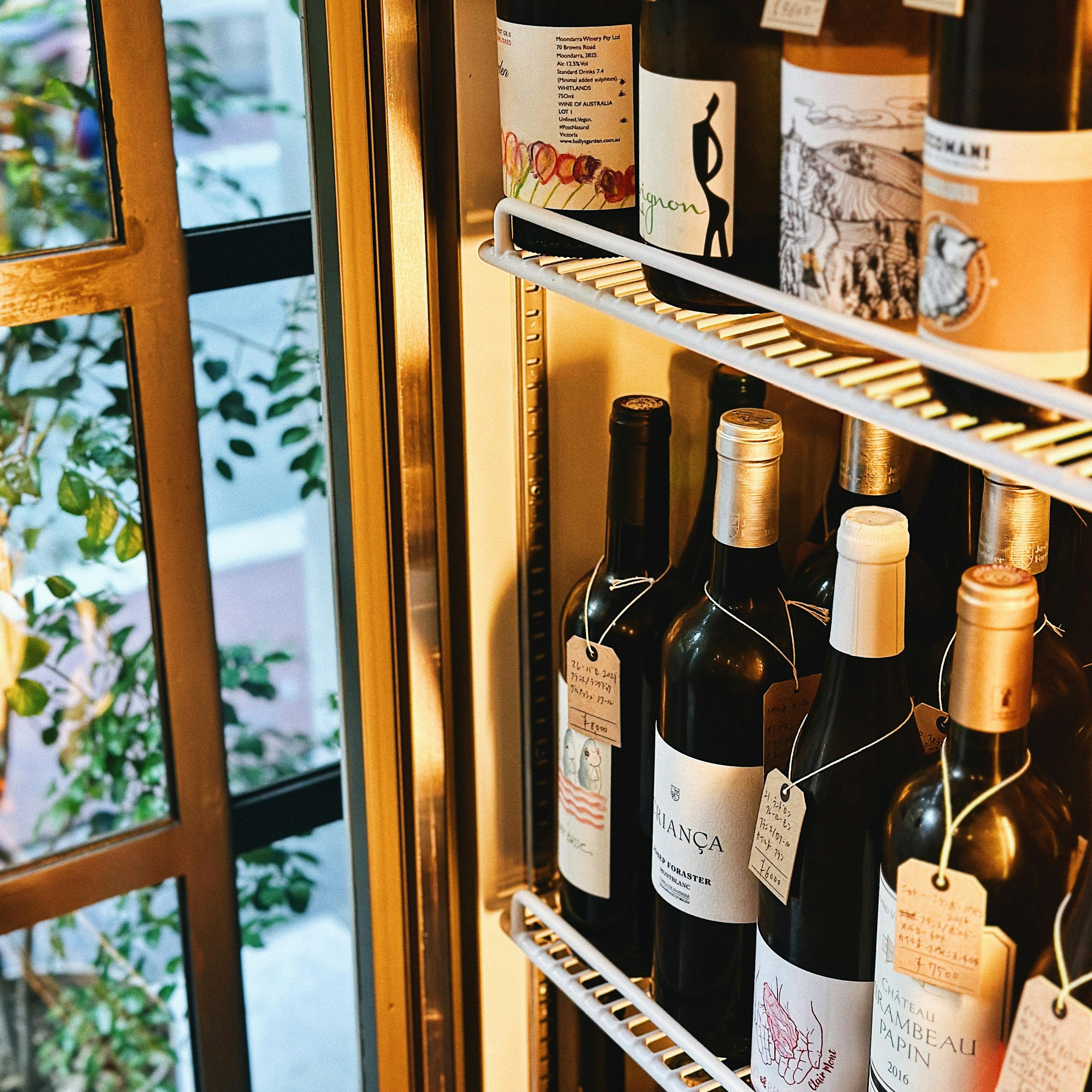 ソムリエ厳選の豊富なワインセレクション