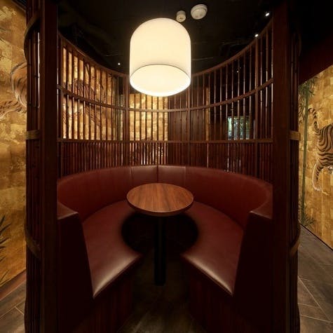 個室完備の落ち着いた空間