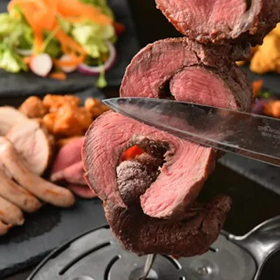 炭火シュラスコ食べ放題!