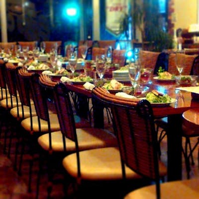 落ち着いた雰囲気の店内