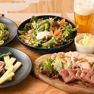 自慢の逸品を味わえる宴会コース