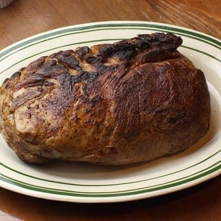 世界三ツ星受賞の「大麦仕上三元豚」を使用