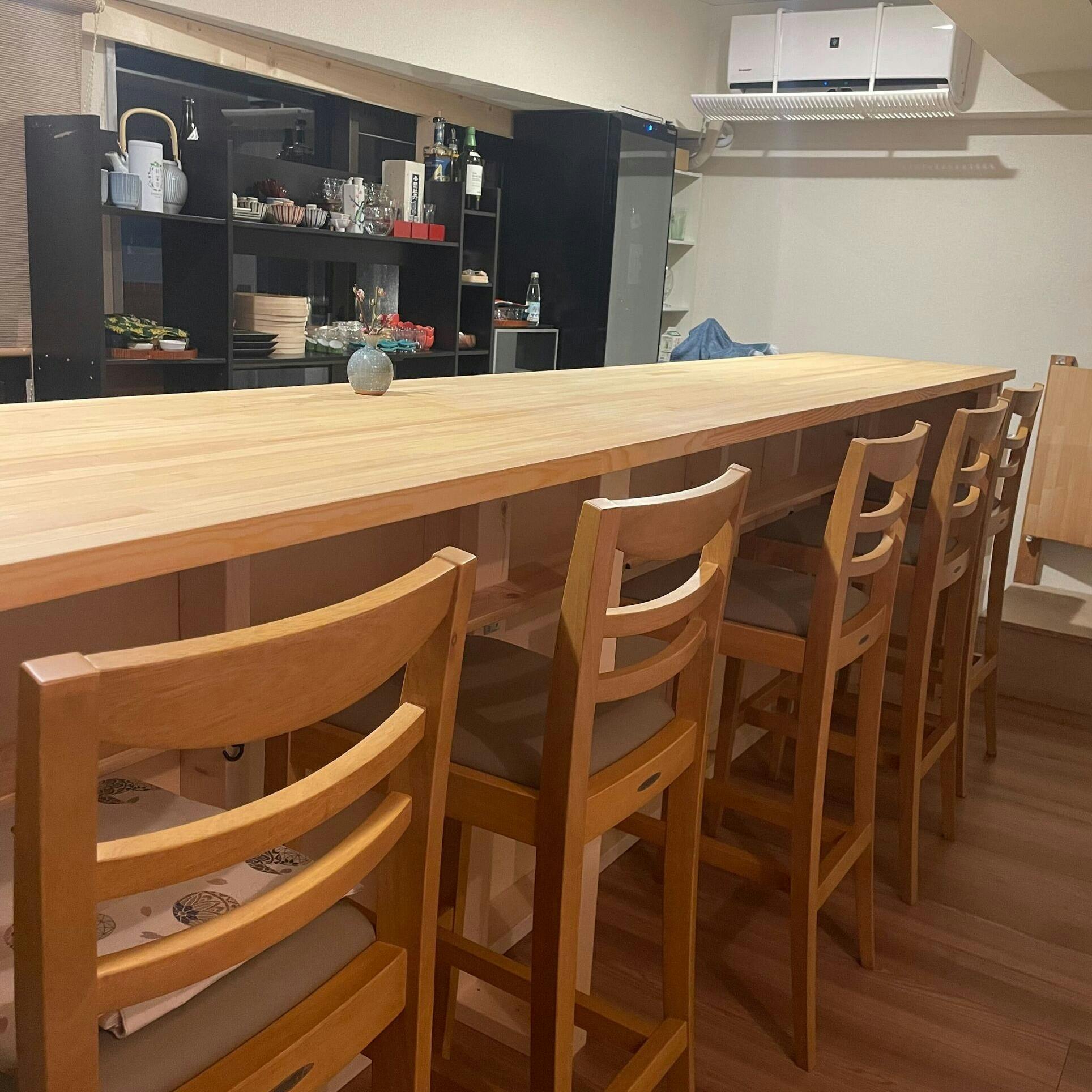 落ち着いた雰囲気の店内