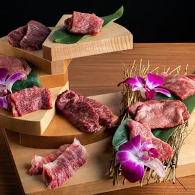 沖縄直送の恵みを堪能!石垣牛の旨味を引き立てる名脇役と多彩な逸品料理