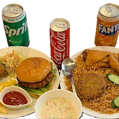 駅チカ5分!ハビビの絶品バーガーセットで大満足ランチ。