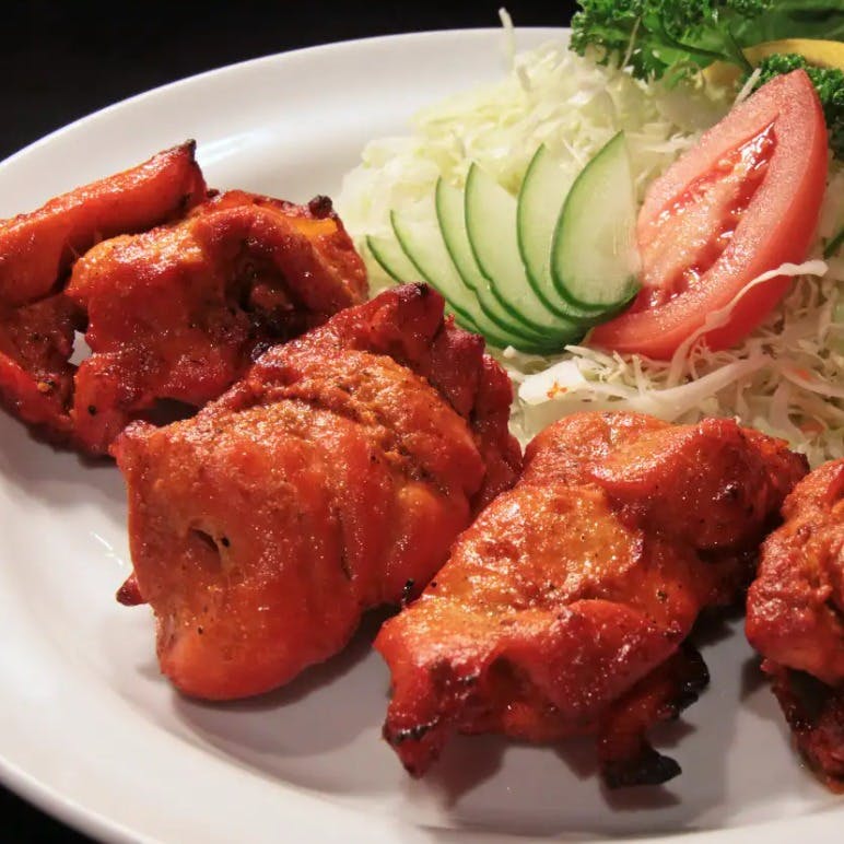 スリランカの家庭の味を再現した多彩な料理