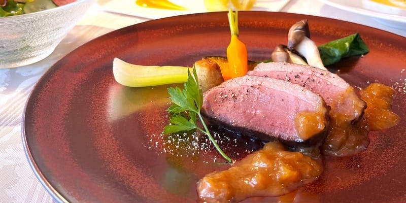 【定番】八鹿豚のメインディッシュ・夢前野菜・季節のデザートを楽しむコース