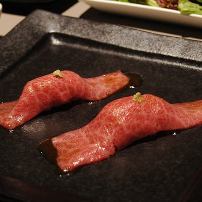 部位の個性を活かした贅沢焼肉体験