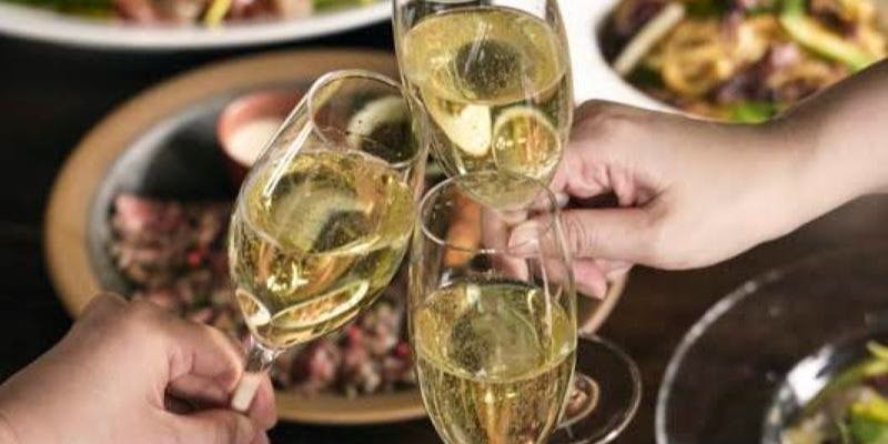 TWELVE ON THE PARK BAR & GRILL - 画像7