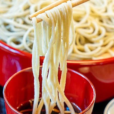 伝統の味を受け継ぎ、現代のニーズを目指した当店自慢のお料理