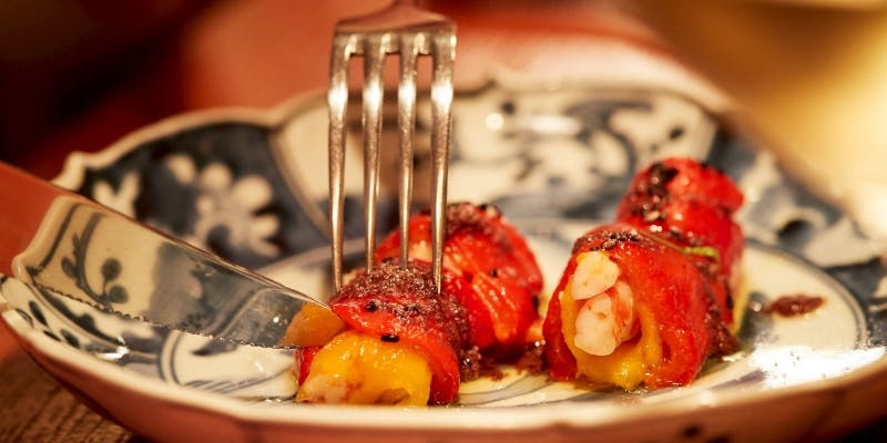 お席のみのご予約です。