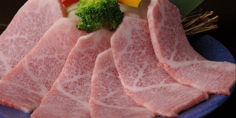 気軽に上質の焼肉が味わえる「スタンダード焼肉コース」 全17品