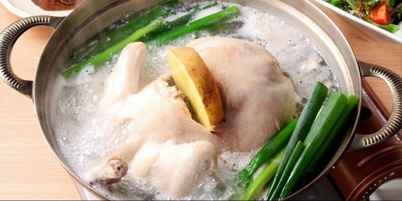 きんざん「タッカンマリ鍋＋焼き鳥」コース 　2時間飲み放題つき・L.O.30分前