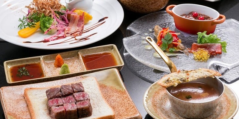 プレミアム宮崎牛コース＋17：00来店限定 1ドリンク（厳選赤身100g）