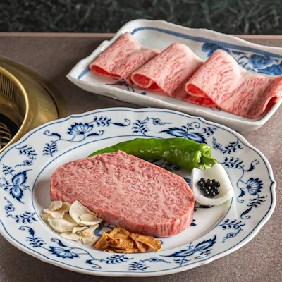 黒毛和牛の雌牛を使用