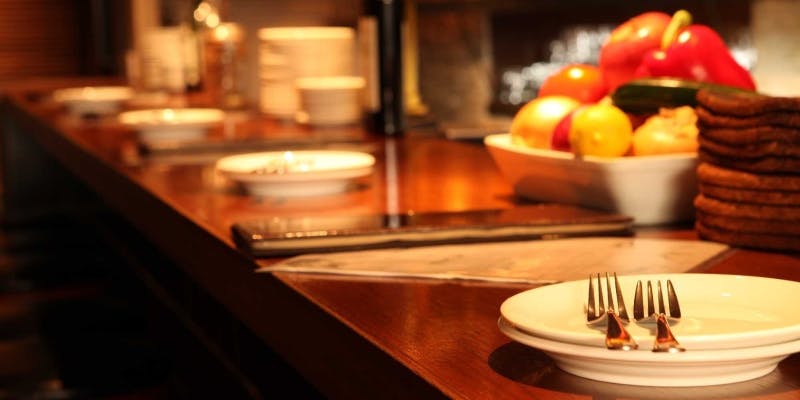 【スペシャルディナーコース】誕生日や記念日など、特別な日に前菜からデザートまで11品のコース