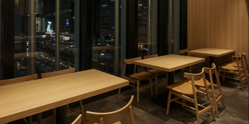 【咲くらのプレミアム串揚げ12本コース】串揚げ12本、牛肉とフォアグラなど贅沢な串もご用意！