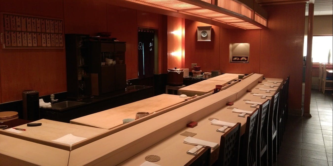 乾山 (けんざん) ホテルニューオータニ大阪店 - 大阪城公園/寿司 [一休