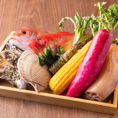 食材にこだわりあり、季節を閉じ込めた自慢の串料理を堪能