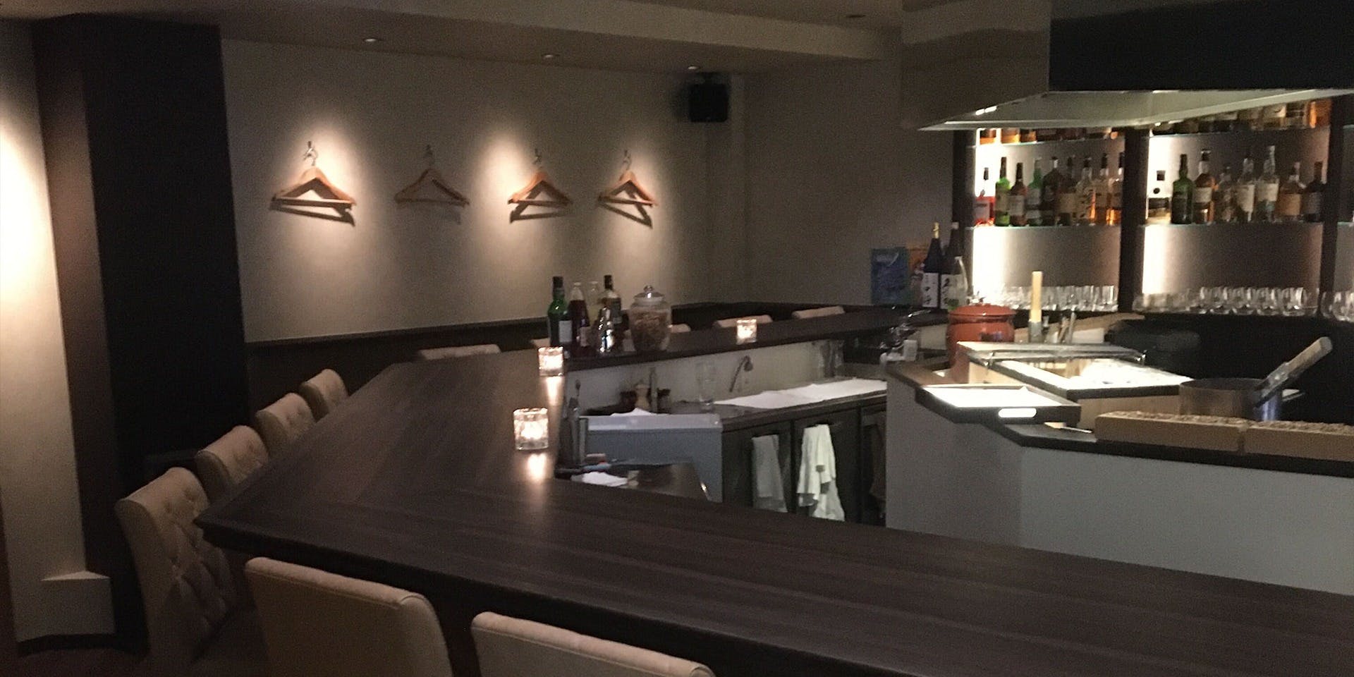 Bar &smoke food 燻製焼鳥 燻くんどり鳥 - 画像1