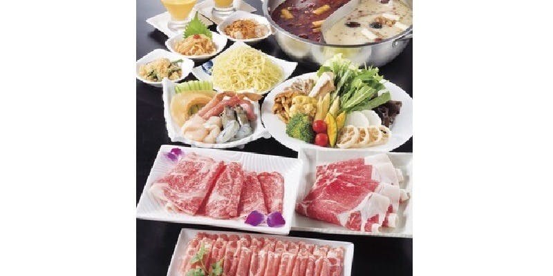 【豪華絢爛コース】お肉食べ放題、さらにたっぷりの海鮮や野菜が入った贅沢コース