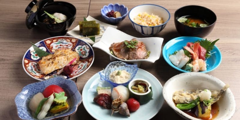 【豪華おまかせVIPコース】＋1,700円で2時間飲み放題付き可